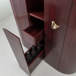 Armadio per gommalacca alto a 4 porte con lati curvi*Laura Meroni Hot