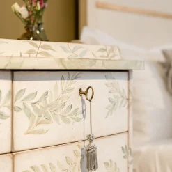 Cassettiera Dorsoduro Bianco Gesso con Motivo Foglie*Porte Italia Online