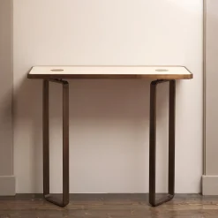 Console a muro Domino di Ciarmoli Queda Studio*Officina Ciani Hot