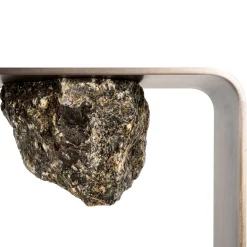 Consolle Agment con pietre di labradorite grezza di CTRLZAK*JCP Universe Hot