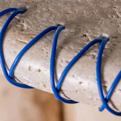 Consolle Lulù in Travertino con Inserti in filo PVC blu*Chendù Discount