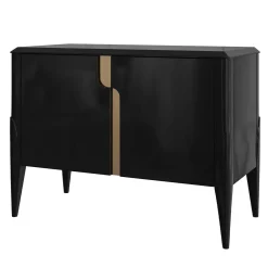 Credenza nera in legno a due porte con maniglie in ottone satinato della collezione Studio Privè*Guerra Vanni