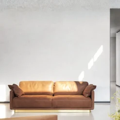 Divano in pelle marrone Haring di Dainellistudio*Daytona Sale