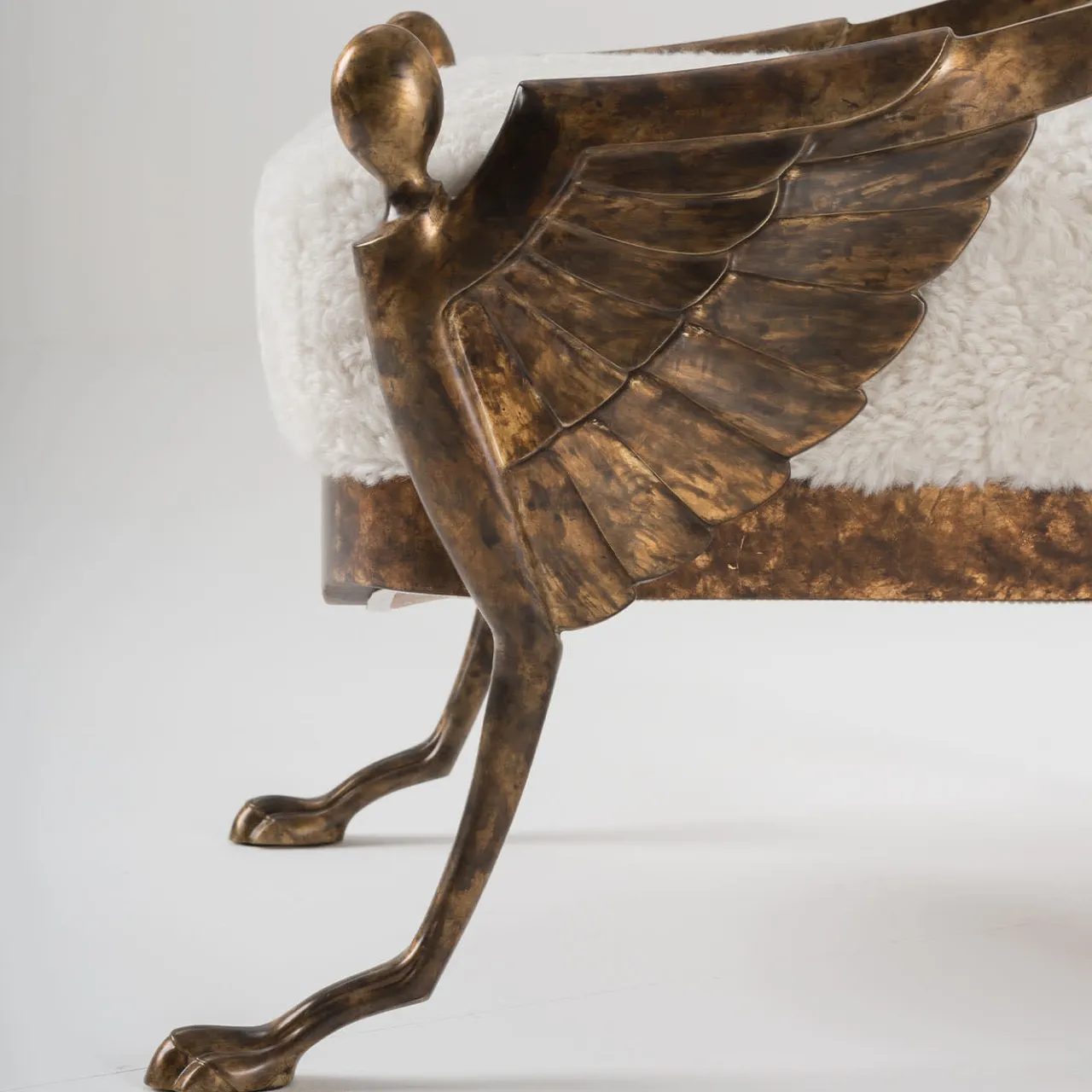 Divano Piccolo Over in Ottone Bianco*Mantellassi 1926