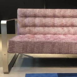 Divano rosso T33 di Franco Albini*Officina Della Scala Sale