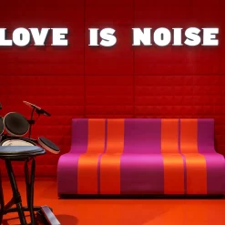 Divano Sofo viola e rosso*Poltronova Sale