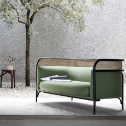Divano Targa a 2 posti in verde di GamFratesi*Gebrüder Thonet Vienna GmbH (GTV) – Wiener GTV Design Outlet