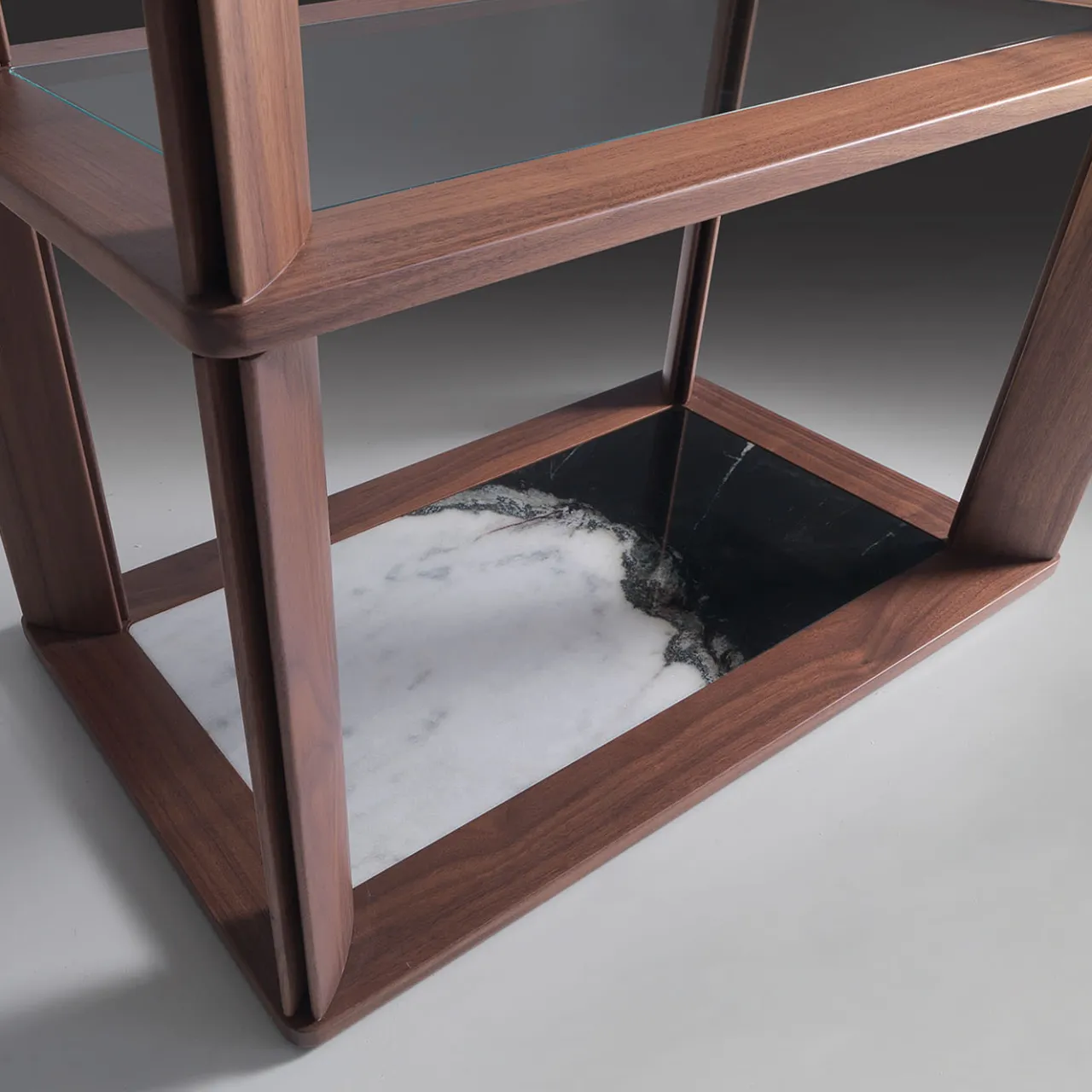 Etagère Kong Ecuba a 4 ripiani in noce*Annibale Colombo New