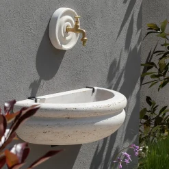 Lavabo da esterno in travertino beige Rasna*Veltha Outdoor Stone Design Best