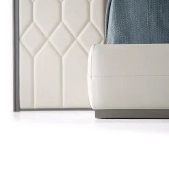 Letto in Pelle Bianca e Legno di Fresco Boiserie Elegante*Franco Bianchini Online