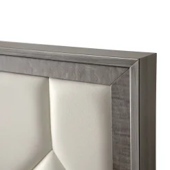 Letto in Pelle Bianca e Legno di Fresco Boiserie Elegante*Franco Bianchini Online