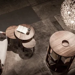 Libreria circolare in noce a 6 ripiani Pillar di C.R. & S.*Riva 1920 Discount