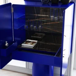 Mobile bar Regis a 2 porte blu oltremare*Ultramobili Online