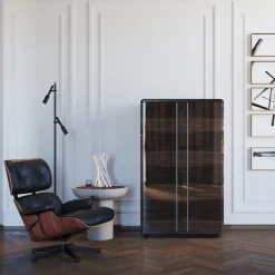 Mobile bar Teomondo a 2 porte in eucalipto fumé*Ultramobili Clearance