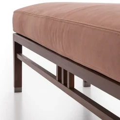 Panca oriental rosa antico di Giuseppe Bavuso*Alivar Sale