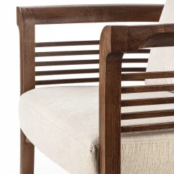 Poltrona Dolfin in tessuto beige e frassino*Carpanelli