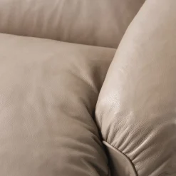 Poltrona Flo in pelle beige di Lorenza Bozzoli*Ghidini 1961 Online