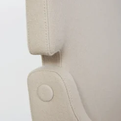 Poltrona in feltro di lana di Ignazio Gardella*Tato Sale