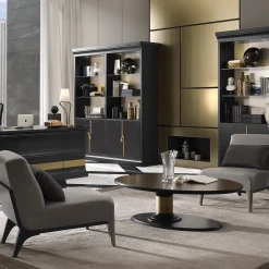 Poltrona in pelle grigia*A.R. Arredamenti Hot