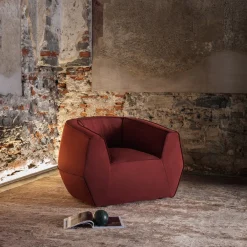 Poltrona Infinito Red di Lorenza Bozzoli*Ghidini 1961 Best