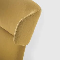 Poltrona Myplace con poggiatesta avvolgente di Michael Geldmacher*La Cividina Discount