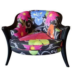 Poltrona Opus laccata e Black Flower Di Carlo Rampazzi*Sergio Villa