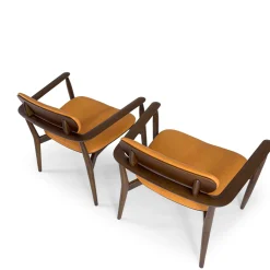 Poltrona Regina in rovere marrone chiaro con rivestimento in pelle*Borzalino