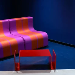 Poltrona Sofo viola e rossa*Poltronova Discount