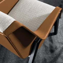 Poltrona Via Condotti*Meroni & Colzani Sale