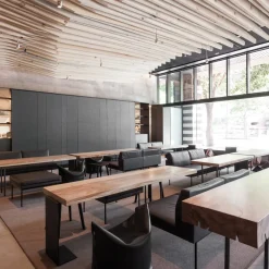 Pouf Mao in pelle marrone scuro di Viola Tonucci*Tonucci Collection New