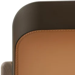 Scrittoio Bavero in pelle color cognac con gambe in legno di noce*Morica Design Outlet