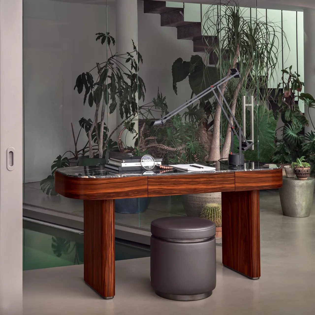 Scrivania Delano con piano in marmo*ReDéco Discount