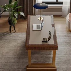 Scrivania in legno di palissandro con piano in pelle della Collezione Studio Privè*Guerra Vanni Hot