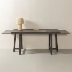 Scrivania Temaki in legno di pino*Giobagnara New