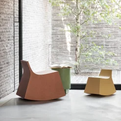 Sedia a dondolo Burano #1 di Defne Koz e Marco Susani*Cimento Hot