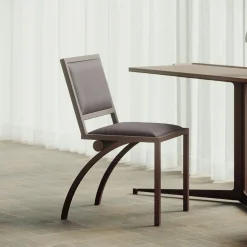 Sedia Cylindre in ferro con finitura bronzo e pelle*Tato Best