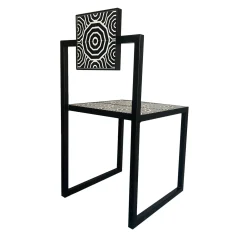 Sedia da esterno Fontelina con piastrelle bianche e nere*Francesco Della Femina Outlet