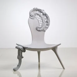 Sedia da salotto Rococò di Ferruccio Laviani*Fratelli Boffi Sale