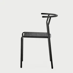 Sedia impilabile nera con sedile in Lasten*Baleri Italia Discount