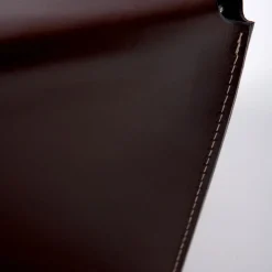 Sgabello basso Jimmy Sue marrone scuro di Bouchard e Maschera*Oscar Maschera Best