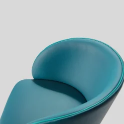 Sgabello da bar Kyoto Light Blue di Balutto Associati*Livoni 1895 New