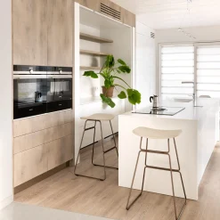 Sgabello da bar Sketch con schienale*Sitia Sale