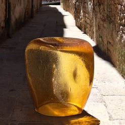Sgabello in vetro di murano Isola Topazio*Kanz Architetti