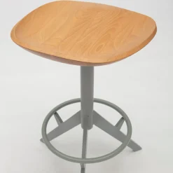 Sgabello Tratùr di Massimo Iosa Ghini*Livoni 1895