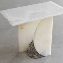 SST026 Tavolino scultoreo in marmo onice*Stone Stackers Discount