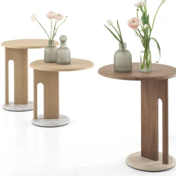 Tavolino Ambrogio Alto in legno di noce marrone con base in marmo travertino romano*Morica Design Online