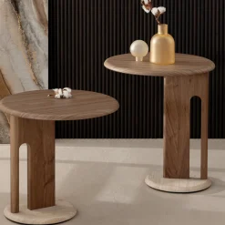 Tavolino Ambrogio Alto in legno di noce marrone con base in marmo travertino romano*Morica Design Online