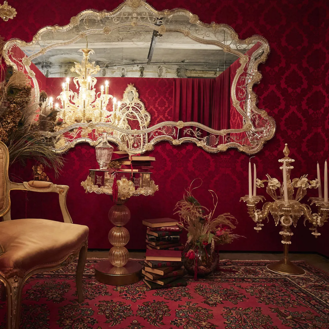 Tavolino da caffè rotondo in vetro con foglia d'oro*Barbini Sale