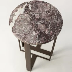 Tavolino Ferrea Vie Cum Capite di Svetlana Golubeva*Splot Design