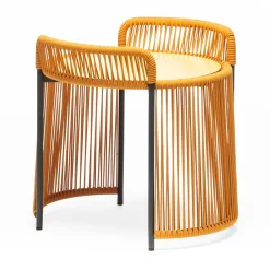 Tavolino giallo rotondo Altana di Antonio De Marco*Chairs & More